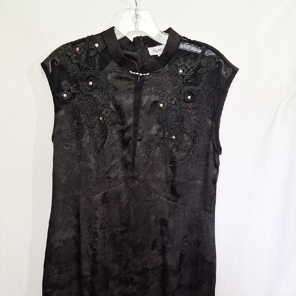 Faeriesty Elegant Black Midi Dress with Floral Embroidery